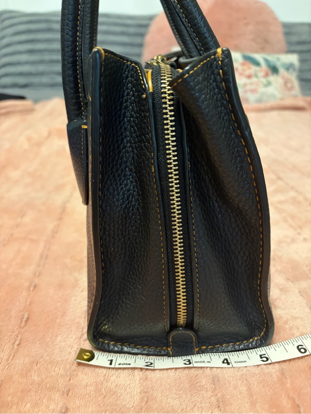 Coach Cashin Carryall - Picture 6 of 15